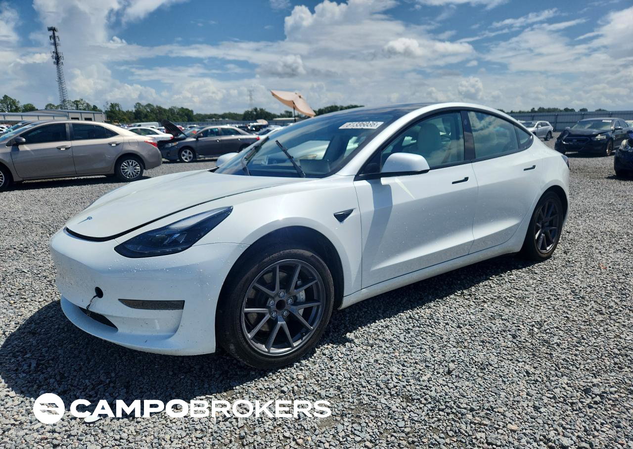 2023 Tesla Model 3, daño Frontal, Copart lote 61336086