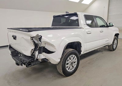 2024 Toyota Tacoma Sr5, daño Trasero, Copart lote 61749126, foto 3 de 6