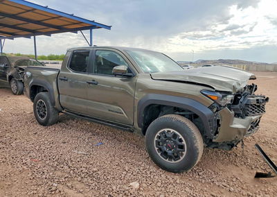 2025 Toyota Tacoma Trd Off-road, daño Frontal, Copart lote 56740066, foto 4 de 6