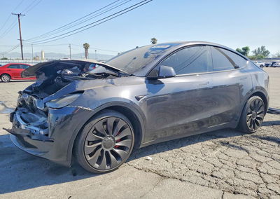 2025 Tesla Model Y, daño Frontal, Copart lote 54224746