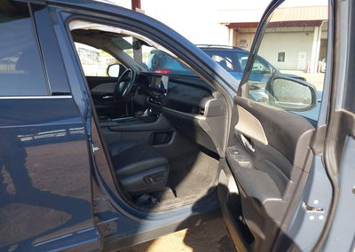 2024 Toyota Grand Highlander Platinum, daño Trasero izquierdo, Iaai lote 45367117, foto 5 de 6