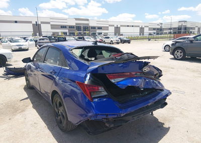 2026 Hyundai Elantra Sel Sport Premium, daño Volcadura, Iaai lote 45343949, foto 3 de 16