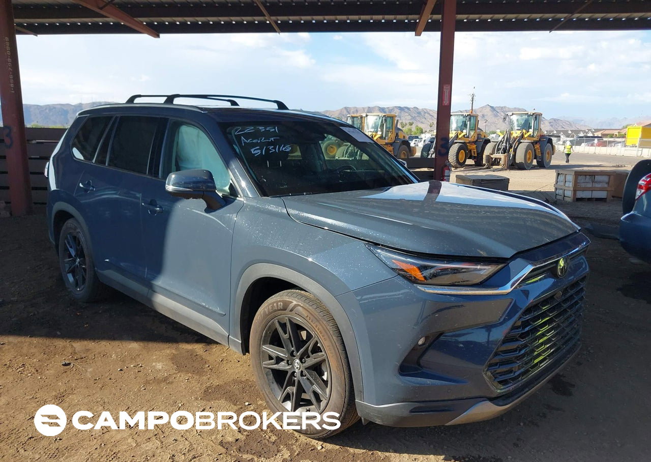 2024 Toyota Grand Highlander Platinum, daño Trasero izquierdo, Iaai lote 45367117