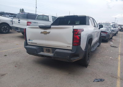 2024 Chevrolet Silverado Ev Work Truck, daño Lateral izquierdo, Iaai lote 45746782, foto 4 de 6