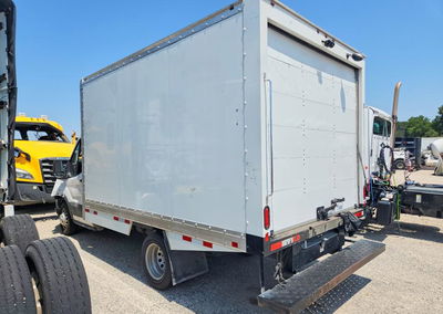 2022 Ford Transit Refrigerated Box Truck, пошкодження: Передня частина, Copart лот 60716886, фото 2 з 6