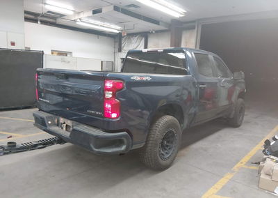 2022 Chevrolet Silverado 1500 4wd  Short Bed Custom, Front End damage, Iaai lot 45595522, photo 4 of 17