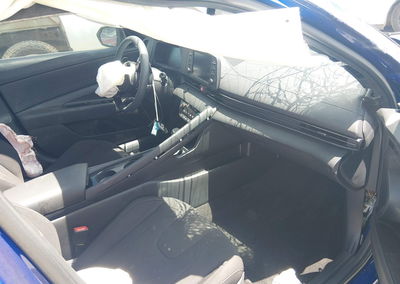 2026 Hyundai Elantra Sel Sport Premium, daño Volcadura, Iaai lote 45343949, foto 5 de 16