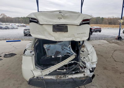 2022 Tesla Model Y, daño Trasero, Copart lote 76016455, foto 6 de 6