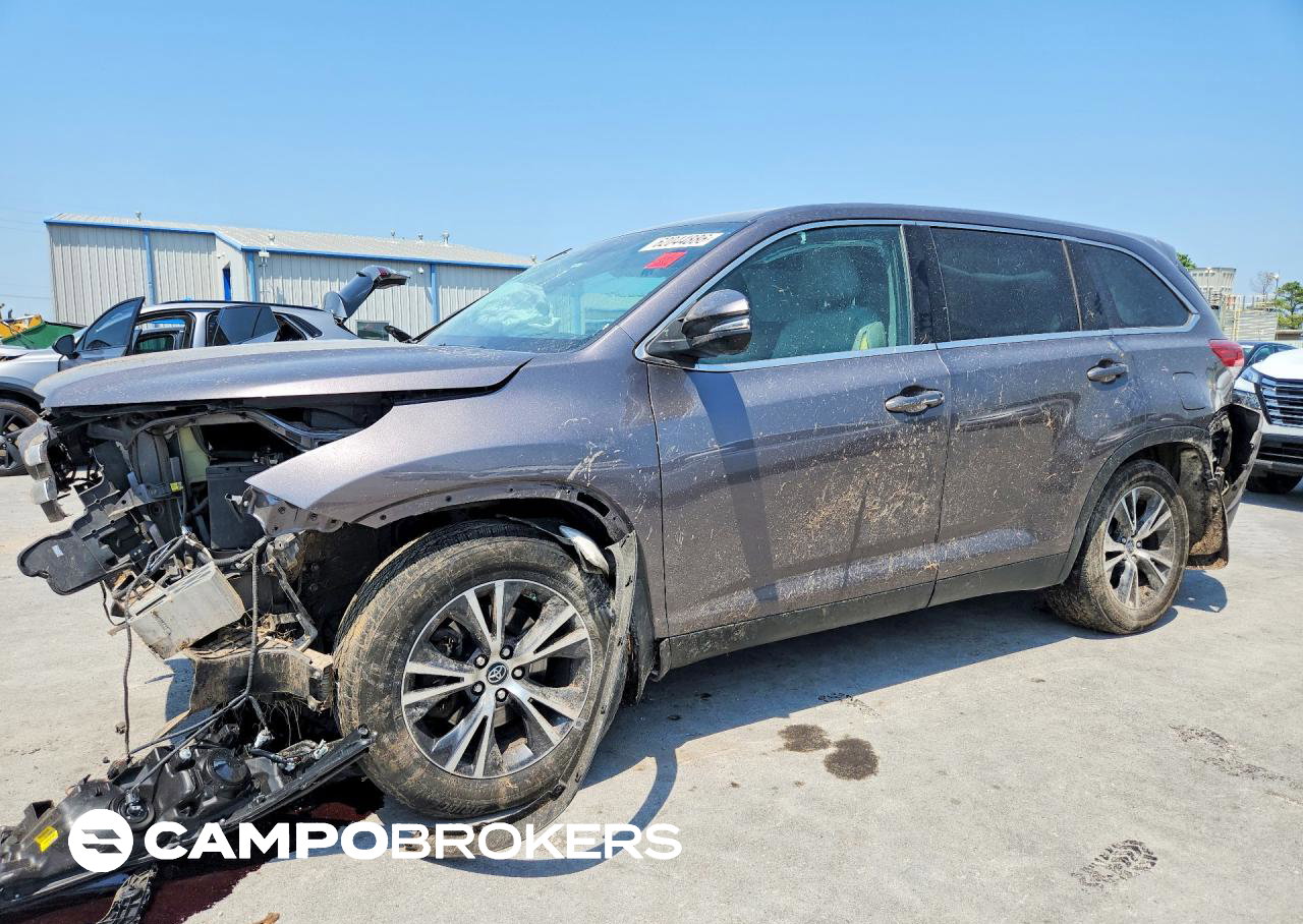 2019 Toyota Highlander Le Plus, daño Frontal, Copart lote 62044886