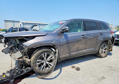 2019 Toyota Highlander Le Plus, daño Frontal, Copart lote 62044886