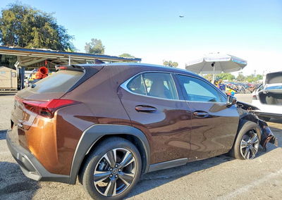 2019 Lexus Ux 200, daño Frontal, Copart lote 63254396, foto 3 de 6