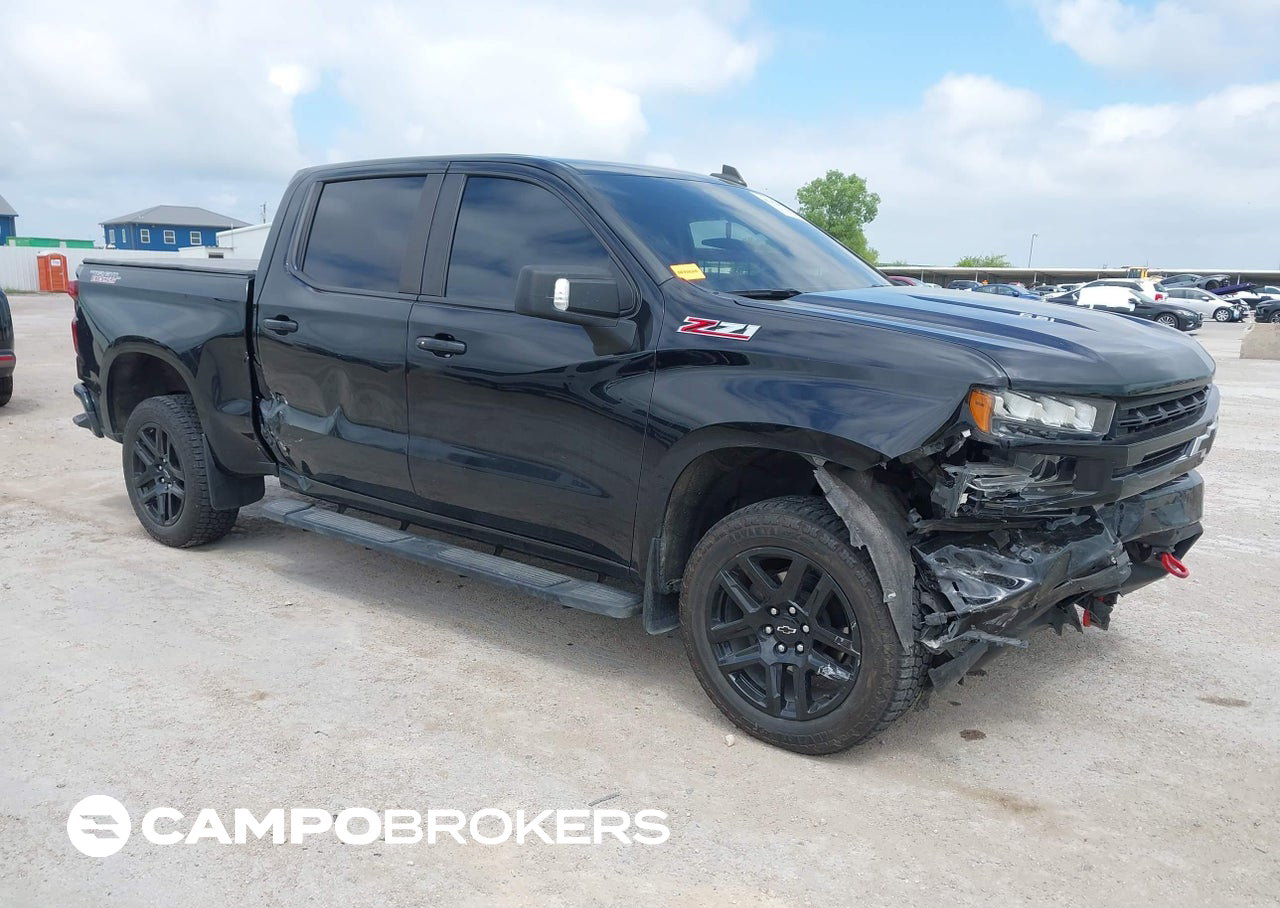 2021 Chevrolet Silverado 1500 4wd  Short Bed Lt Trail Boss, daño Frontal, Iaai lote 45392810