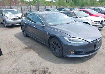 2020 Tesla Model S Long Range Dual Motor All-wheel Drive/long Range Plus Dual Motor All-wheel Drive, daño Lateral