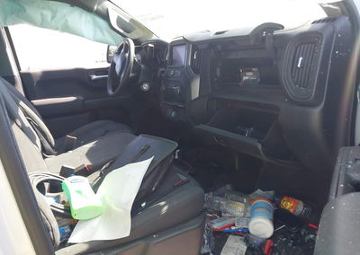 2020 Chevrolet Silverado 1500, daño Left & Right Side, Iaai lote 45546777, foto 5 de 6