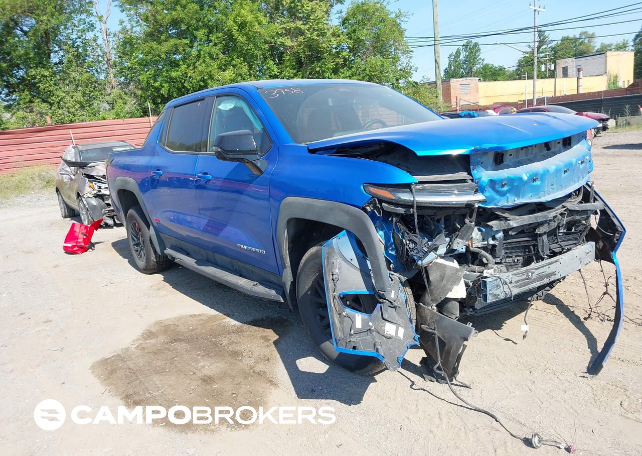 2025 Chevrolet Silverado Ev Lt, daño Frontal, Iaai lote 45301026