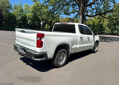 2019 Chevrolet Silverado C1500, daño Abolladuras/rayones menores, Copart lote 63579436, foto 4 de 6