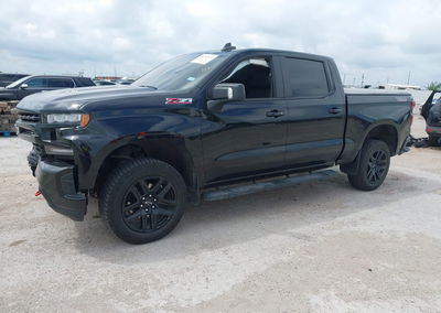 2021 Chevrolet Silverado 1500 4wd  Short Bed Lt Trail Boss, daño Frontal, Iaai lote 45392810, foto 2 de 6
