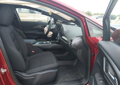 2025 Chevrolet Equinox Ev Lt, Front End damage, Iaai lot 45465072, photo 5 of 18