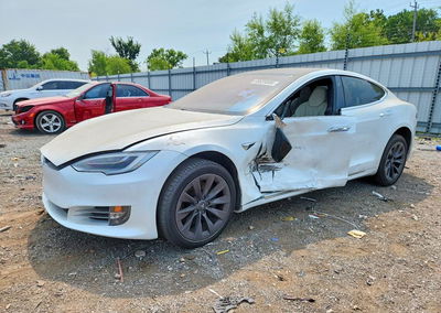 2020 Tesla Model S, daño Lateral, Copart lote 60639506
