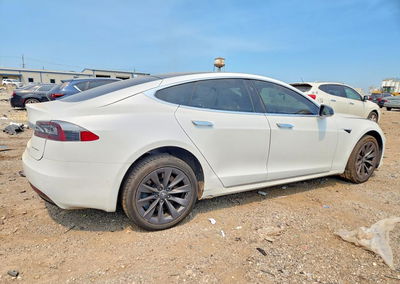 2020 Tesla Model S, daño Lateral, Copart lote 60639506, foto 3 de 6