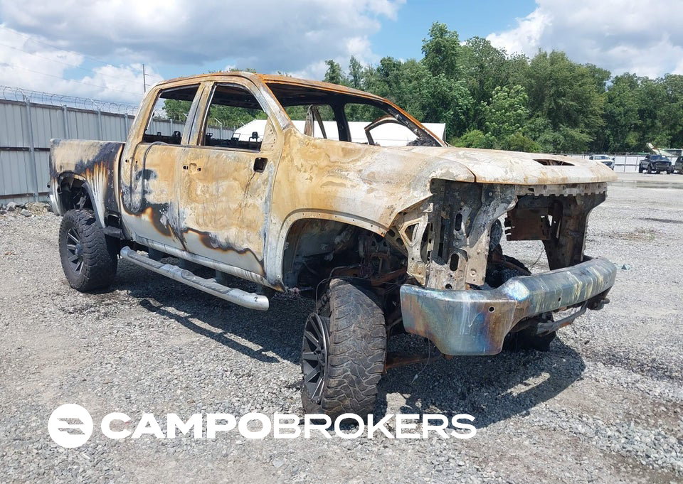 2020 Chevrolet Silverado 2500hd 4wd  Standard Bed Ltz, uszkodzenie: Total Burn, Iaai lot 45446404