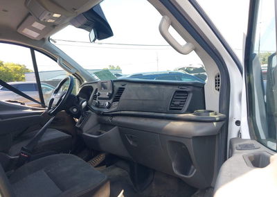 2021 Ford Transit-250, daño Frontal izquierdo, Iaai lote 45739553, foto 5 de 16