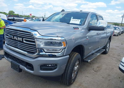 2024 Ram 2500 Laramie  4x4 6'4 Box, daño Trasero, Iaai lote 45169074, foto 2 de 6