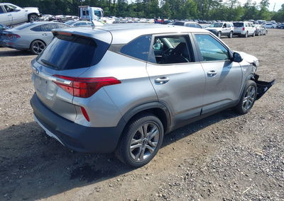 2021 Kia Seltos Lx, uszkodzenie: Normal Wear & Tear, Iaai lot 45790591, zdjęcie 4 z 6