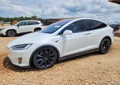 2020 Tesla Model X, daño Frontal, Copart lote 62677216
