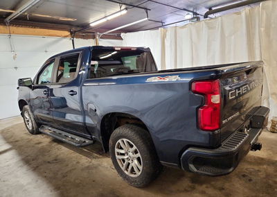 2020 Chevrolet Silverado K1500 Rst, daño Bajos, Copart lote 62022676, foto 2 de 6