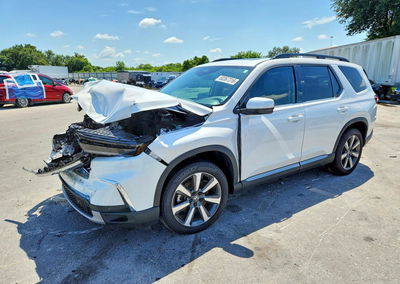 2025 Honda Pilot Touring, Front End damage, Copart lot 60367316