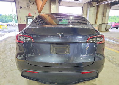 2024 Tesla Model Y, daño Frontal, Copart lote 59673796, foto 6 de 6
