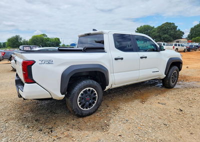 2024 Toyota Tacoma Trd Off-road, Water/Flood damage, Copart lot 60715886, photo 3 of 6