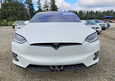 2019 Tesla Model X, daño Frontal, Copart lote 63329846, foto 5 de 14
