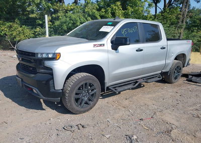 2021 Chevrolet Silverado 1500 4wd  Short Bed Lt Trail Boss, daño Theft, Iaai lote 45766479, foto 2 de 6