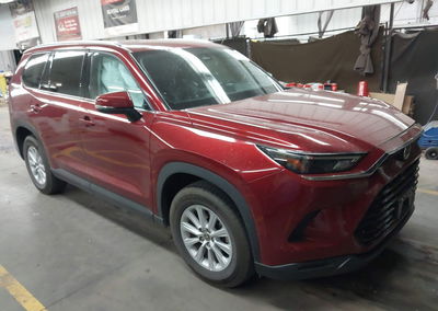 2024 Toyota Grand Highlander Xle, daño Lateral izquierdo, Iaai lote 45444041
