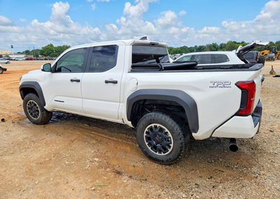 2024 Toyota Tacoma Trd Off-road, Water/Flood damage, Copart lot 60715886, photo 2 of 6