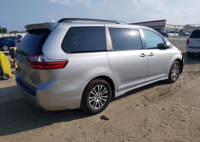 2019 Toyota Sienna Xle 8 Passenger, пошкодження: Передня частина, Iaai лот 45505782, фото 4 з 6