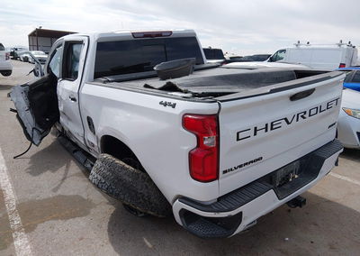 2023 Chevrolet Silverado 1500 4wd  Short Bed Rst, daño Lateral izquierdo, Iaai lote 45156304, foto 3 de 11