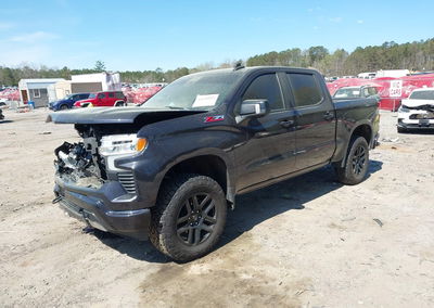 2022 Chevrolet Silverado 1500 4wd  Short Bed Rst, Front End damage, Iaai lot 44650005, photo 2 of 6
