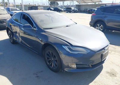 2019 Tesla Model S 100d/75d/long Range/standard Range, daño Lateral derecho, Iaai lote 45444542