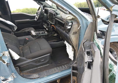 2023 Ford F-150 Xlt, Rollover damage, Iaai lot 45427078, photo 5 of 6