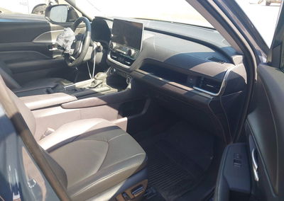 2026 Toyota Grand Highlander Hybrid Xle, uszkodzenie: Lewy przód, Iaai lot 45823230, zdjęcie 5 z 6