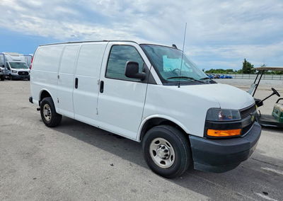 2020 Chevrolet Express G2500, uszkodzenie: Drobne wgniecenia/zarysowania, Copart lot 63948936, zdjęcie 4 z 6
