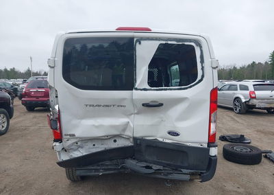 2023 Ford Transit-250, daño Trasero, Iaai lote 44895510, foto 6 de 6