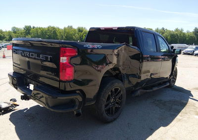 2022 Chevrolet Silverado 1500 4wd  Short Bed Custom, uszkodzenie: Przód, Iaai lot 45325523, zdjęcie 4 z 6