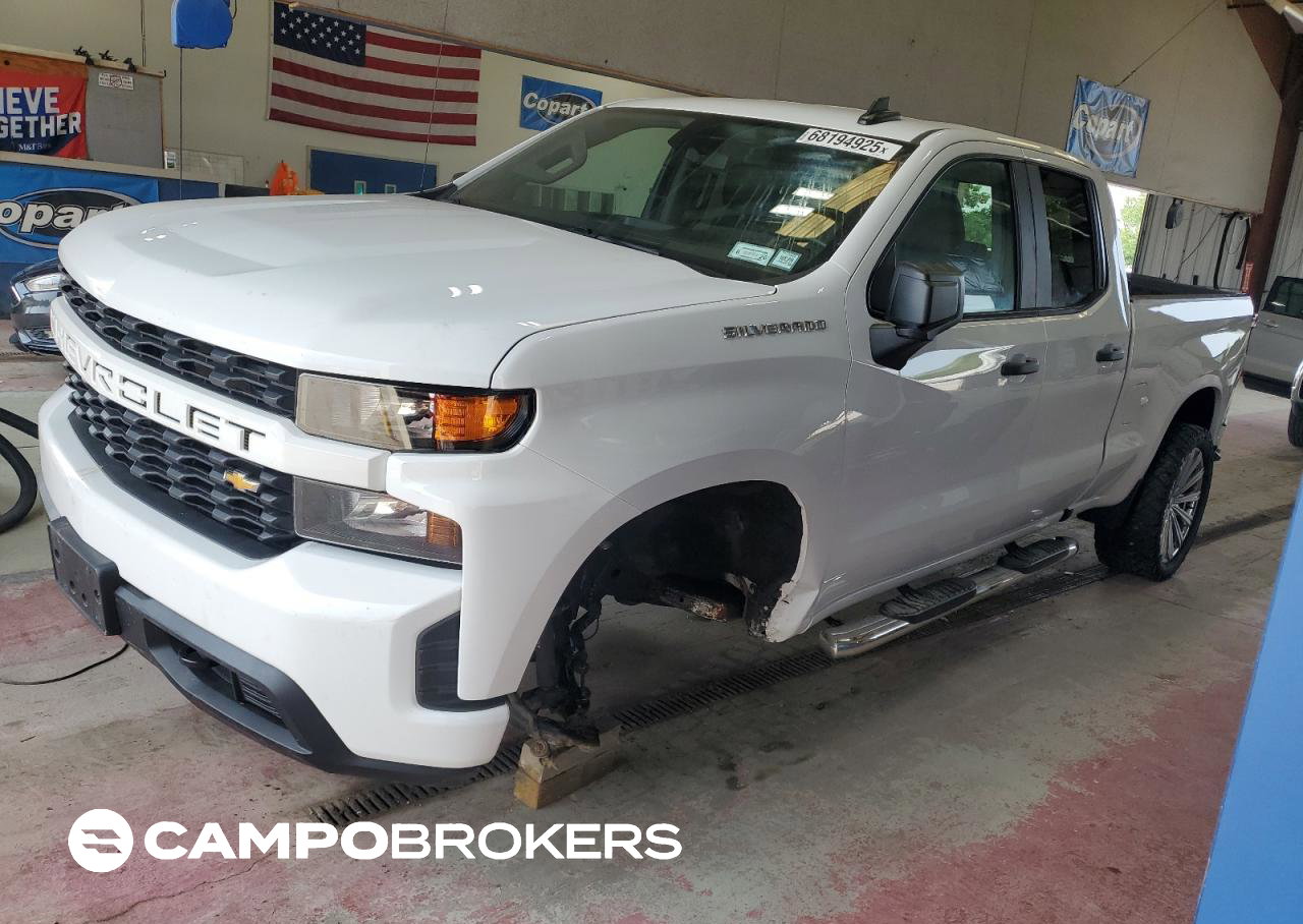 2019 Chevrolet Silverado K1500 Custom, пошкодження: Бік, Copart лот 68194925