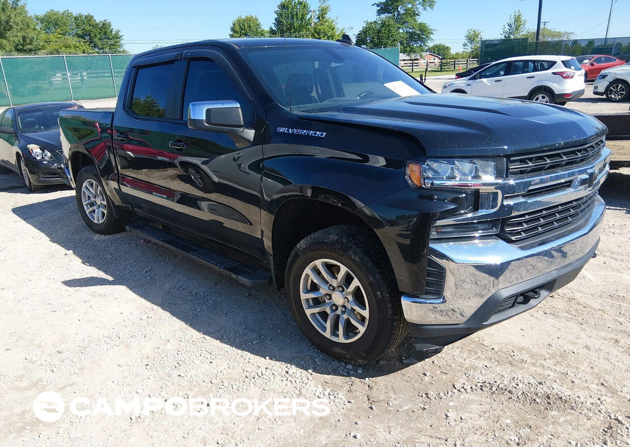 2020 Chevrolet Silverado 1500 4wd  Short Bed Lt, uszkodzenie: Lewy bok, Iaai lot 45015870