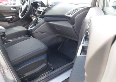 2023 Ford Transit Connect Xlt, daño Frontal, Iaai lote 45770468, foto 5 de 17
