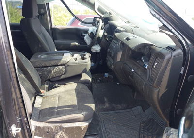 2023 Chevrolet Silverado 1500 4wd  Short Bed Custom, Right Rear damage, Iaai lot 45641108, photo 5 of 6